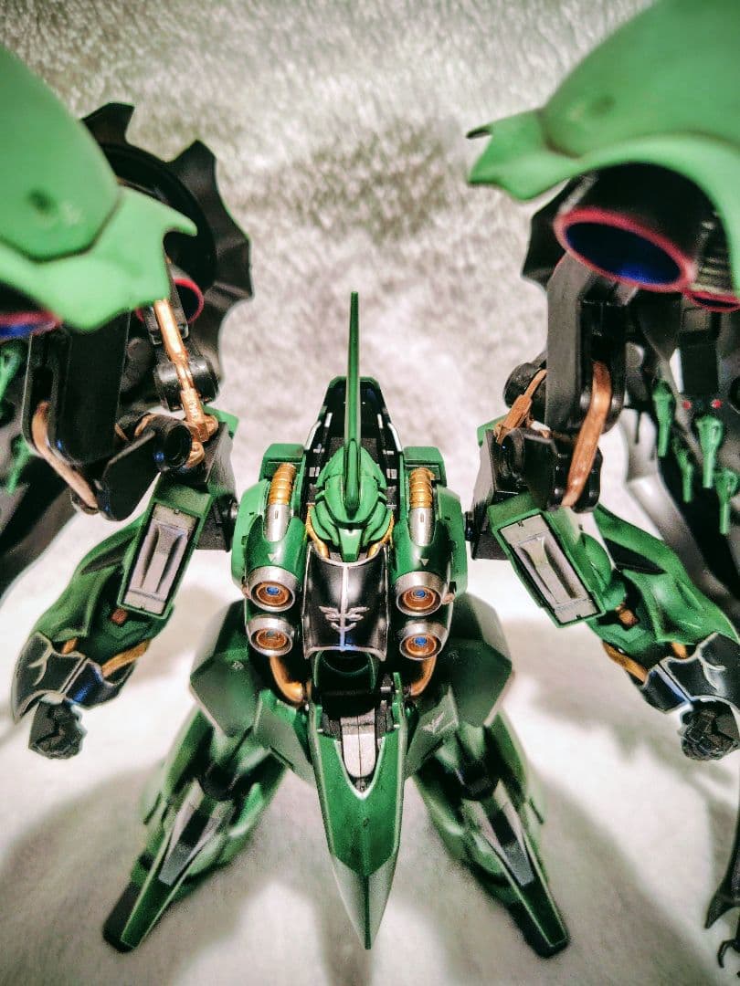 塗装済み完成品MGスタークジェガン