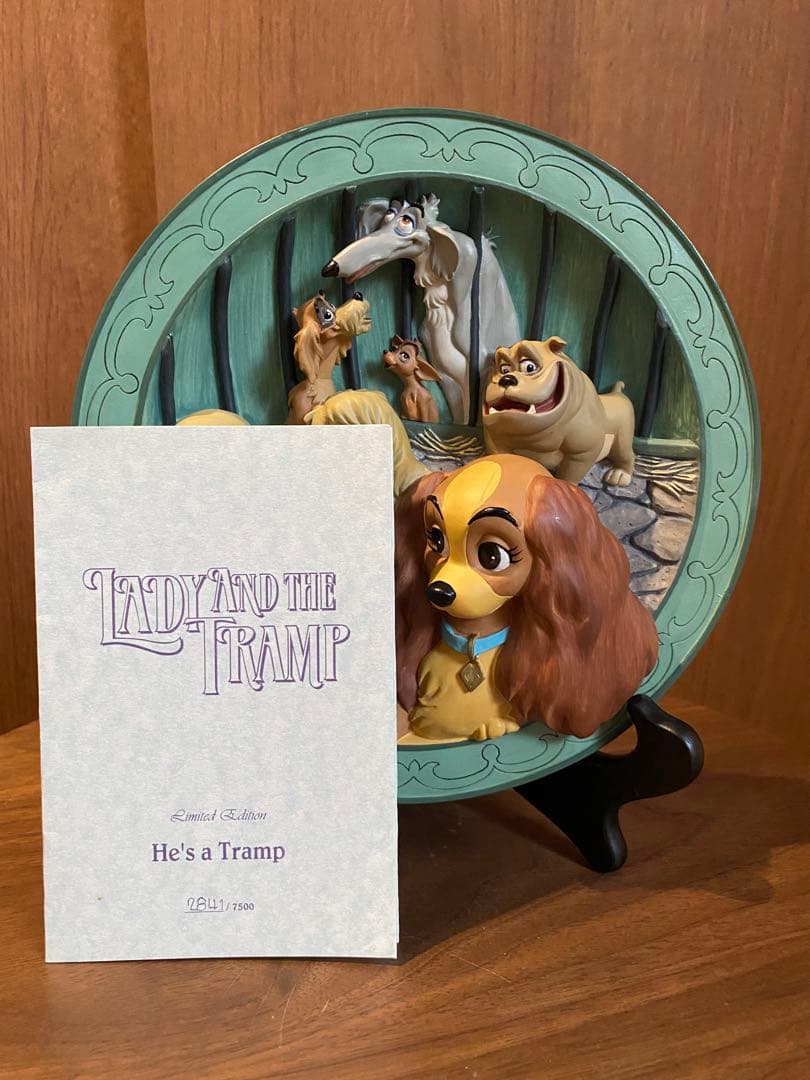 ディズニー世界7500枚限定　わんわん物語　レリーフプレート 3D 70レディ