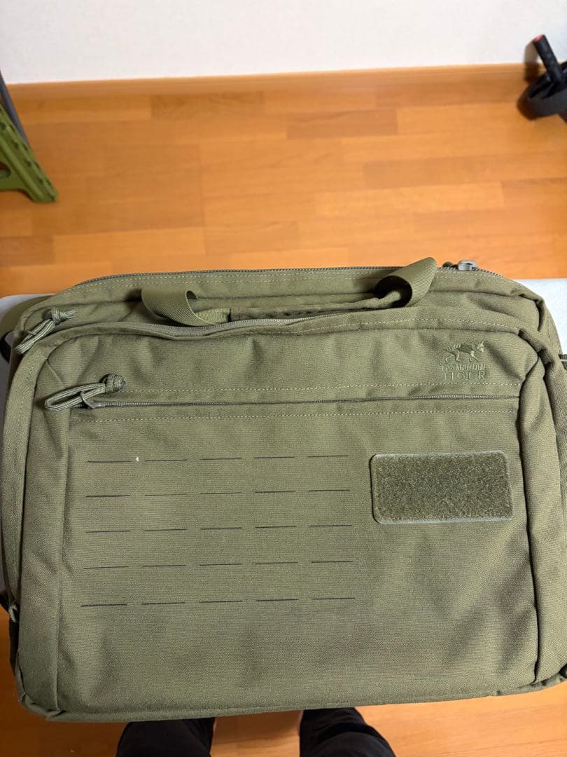 タスマニアンタイガー ドキュメントバッグ MK2
