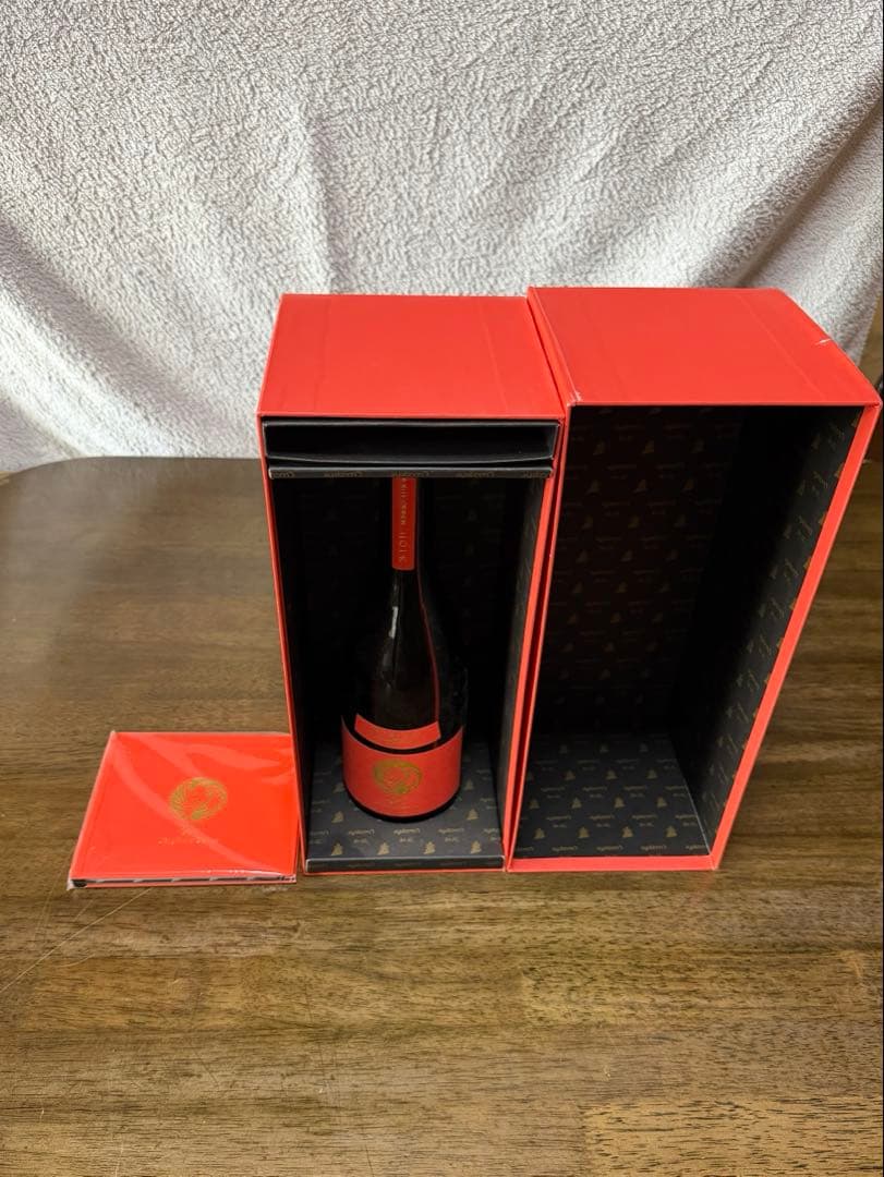 超貴重　日本酒　新政陽乃鳥10周年記念醸造酒 ラブフォーザフェニックス（空瓶）