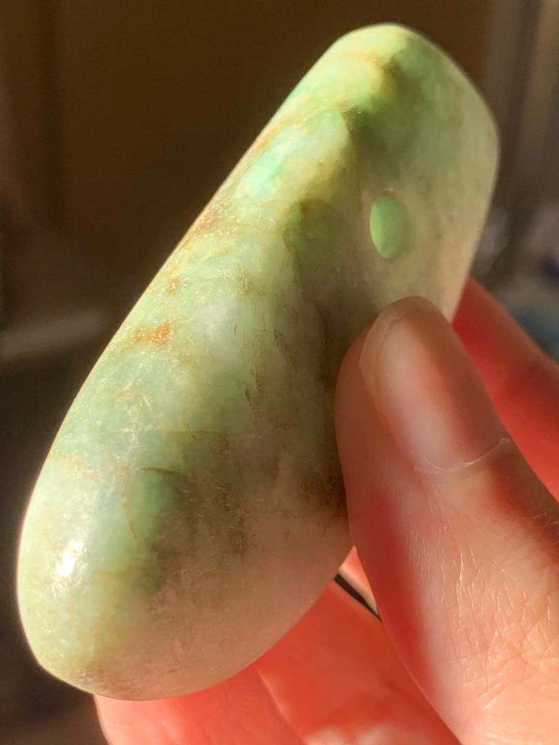 縄文時代後期　出土品　糸魚川翡翠大珠　石器　土器　化石　根付　勾玉　古墳期