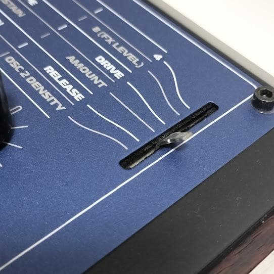 NOVATION MiniNova ノベーション シンセサイザー マイクあり