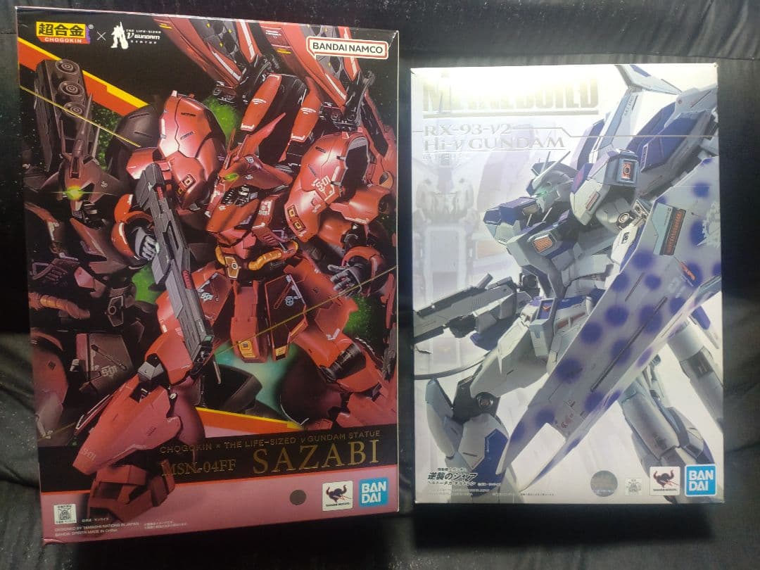 メタルビルドHi‐νガンダム　超合金サザビー