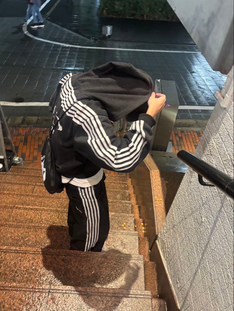 トップス CozyworldWide  KNIGHT CLUB hoodie L