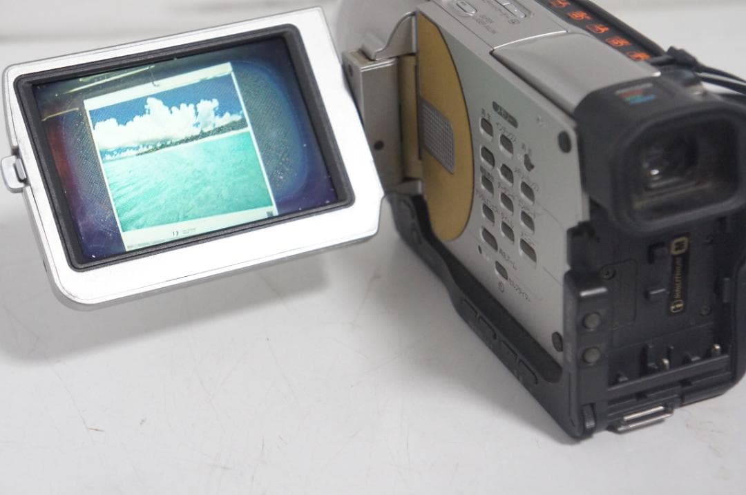 動作品★DCR-TRV20 SONY MiniDVビデオカメラ 1114