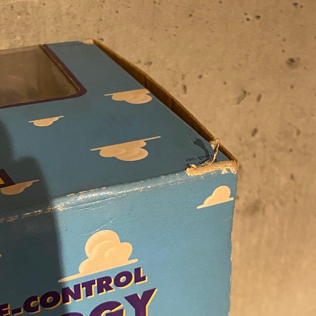 トイストーリー　RCバギー　ラジコン　バズ