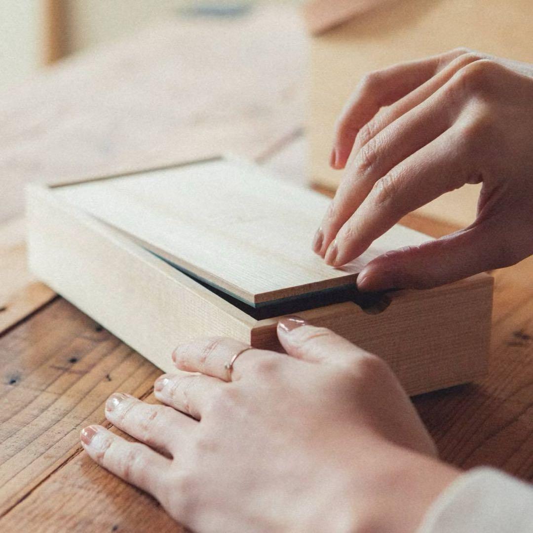 北欧暮らしの道具店　道具も暮らしも整うメイクボックス