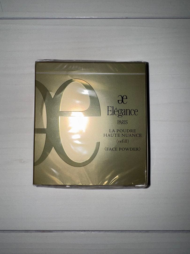エレガンス　　ラ プードル オートニュアンス 〈フェイスパウダー〉　レフィル