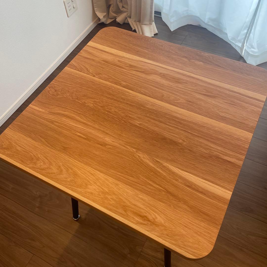 MLD ダイニングテーブル（ナチュラル）