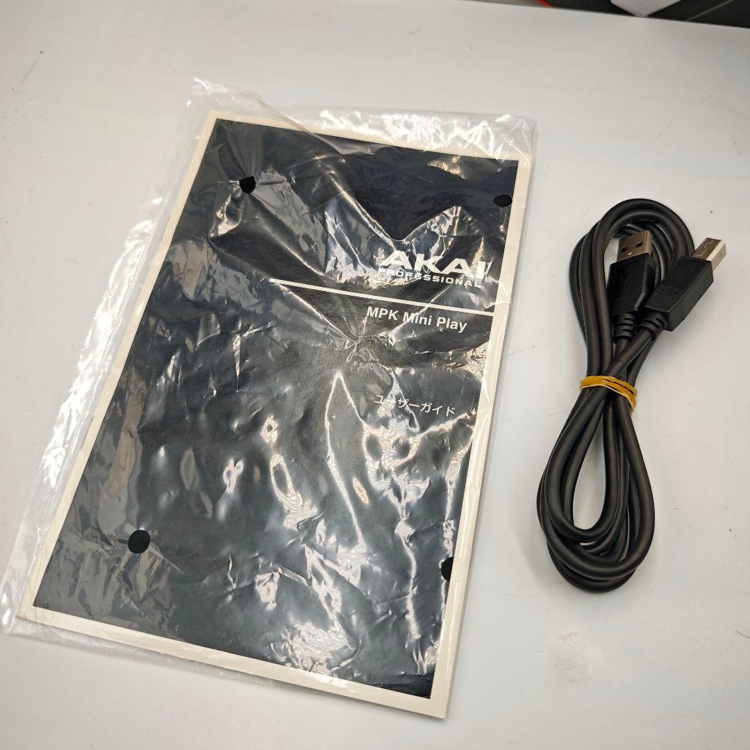 【美品】AKAI MIDIキーボード MPK mini play
