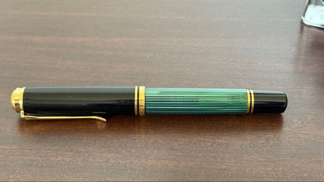 ペリカン 万年筆 スーベレーン M1000 18C-750 緑縞 中字　レア美品