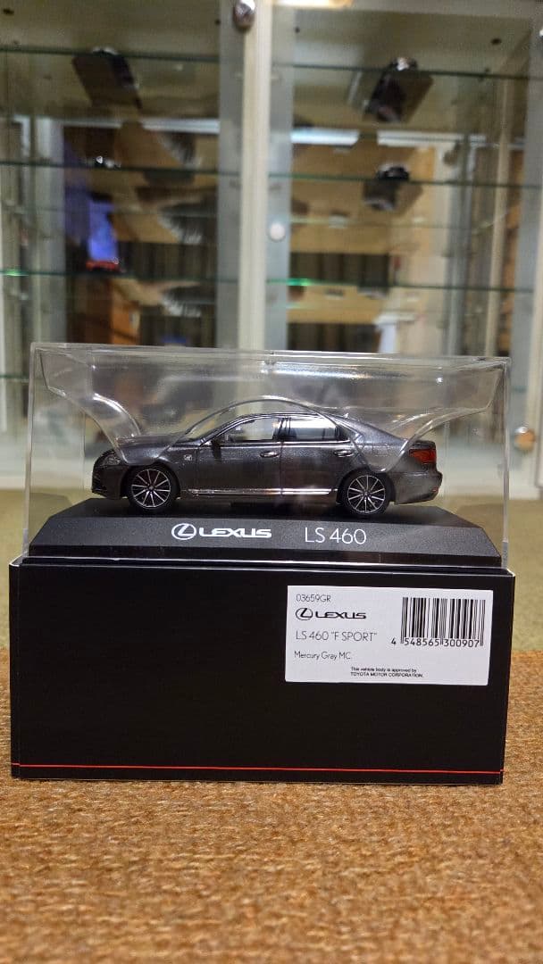 1/43 京商 レクサス LS 460 F Sport