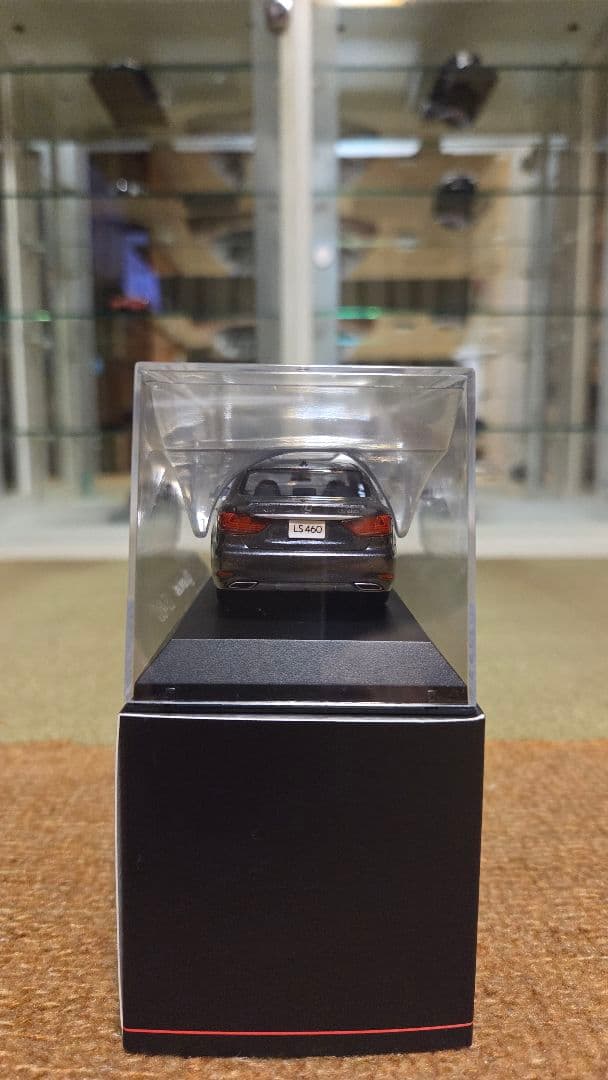 1/43 京商 レクサス LS 460 F Sport