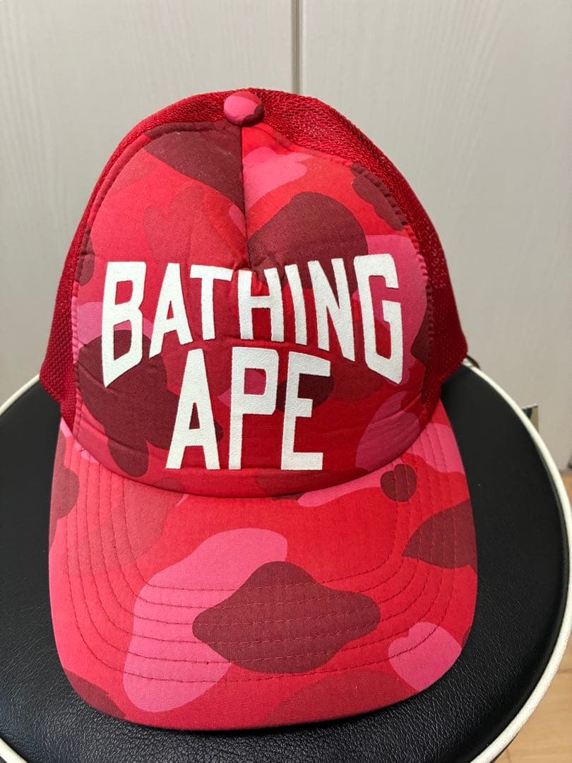 A・BATHING APE 赤迷彩 キャップ