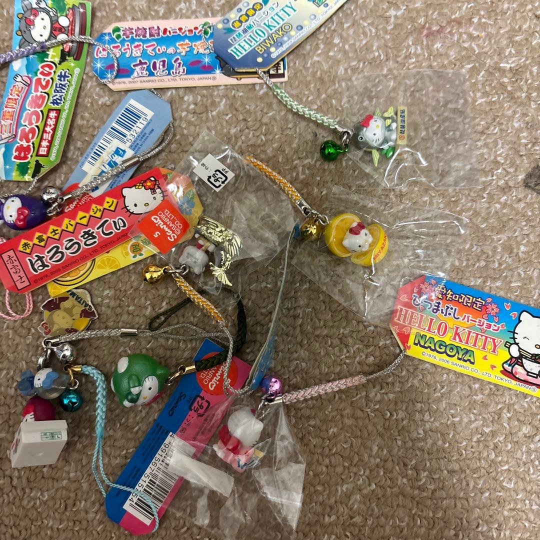 ランダムご当地キティストラップ11個