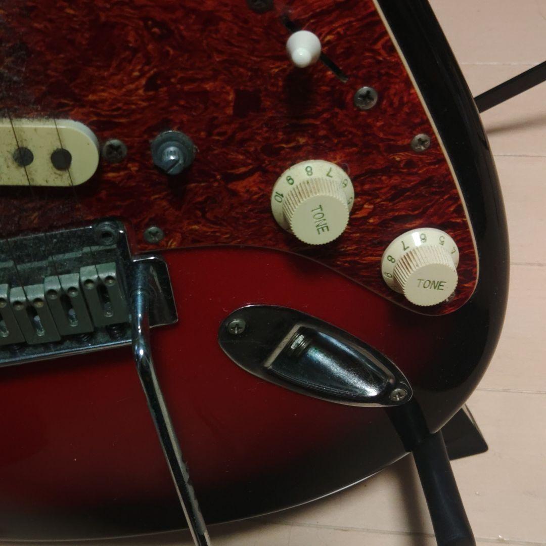 Squier Stratocaster サンバースト