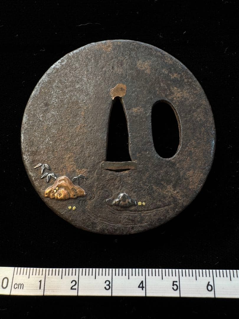 無銘 鉄地鐔 人物図 松 梅 鍔 拵 日本刀 刀装具 骨董 古美術 江戸時代