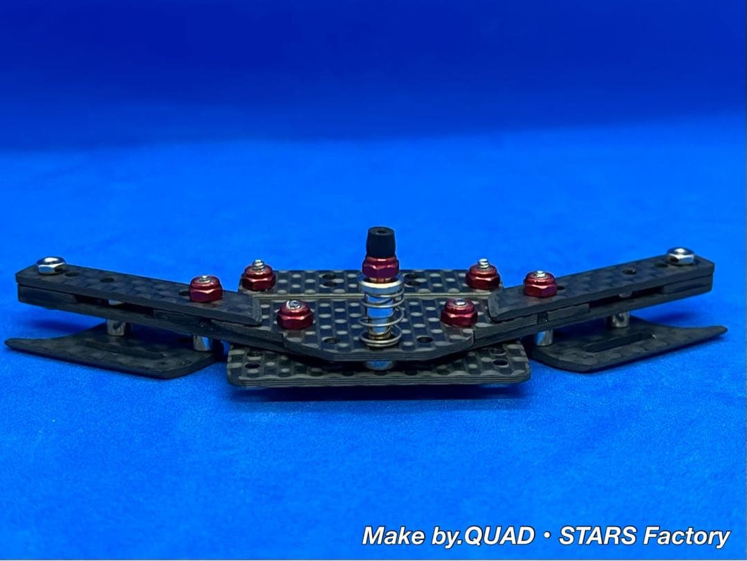 【ミニ四駆・MS用】１軸リヤアンカー　ブラックアウト／カーボン【13mm対応】