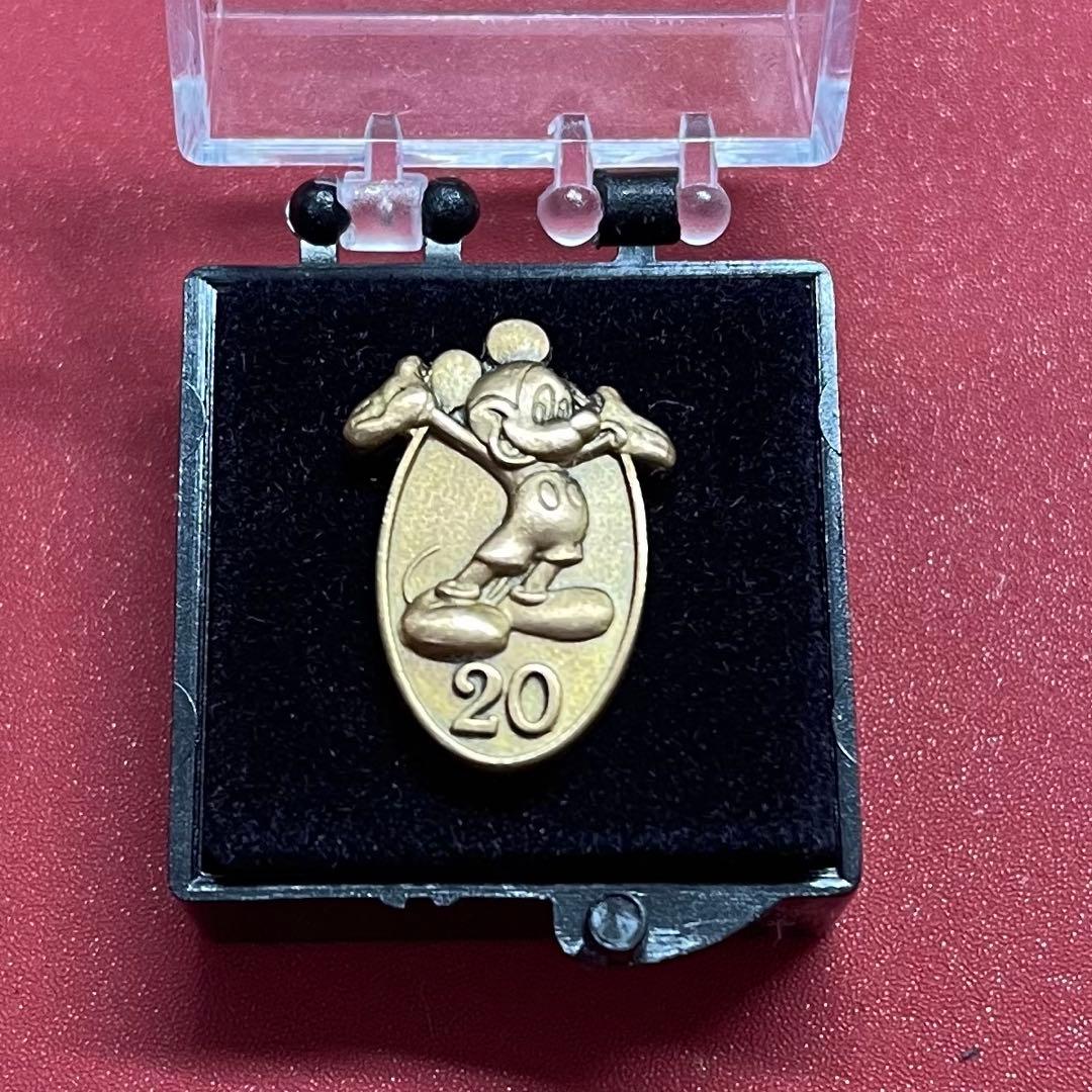 【非売品】ディズニー　勤続20年 キャストピン　アワードピン　ミッキーマウス　1