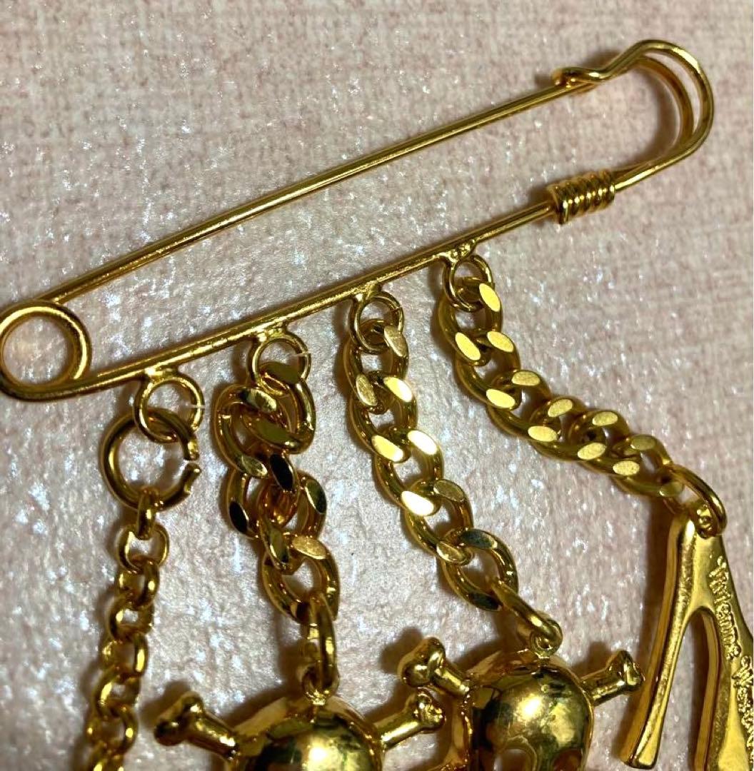 美品 Vivienne Westwood ゴールド ブローチ 4連 安全ピン