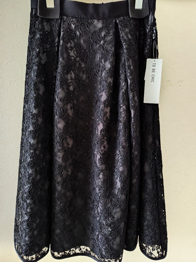 ピザ様 新品 TO BE CHIC 2024 レース刺繍スカート