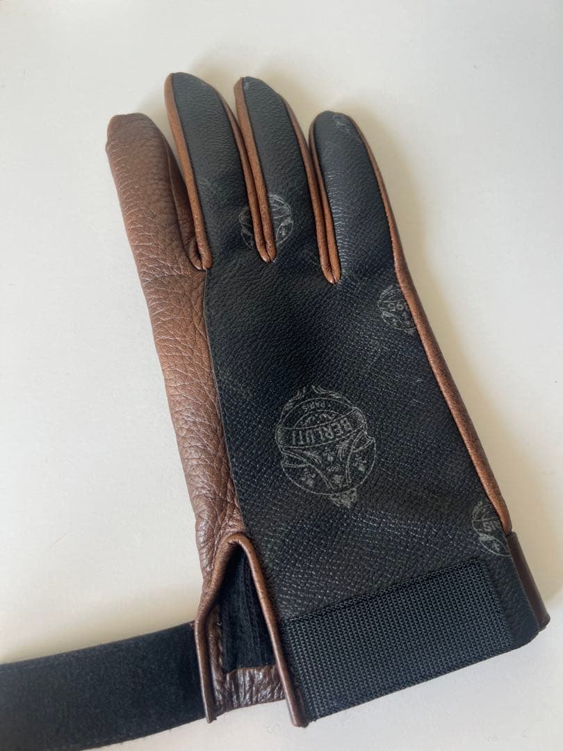 QVQBerluti 手袋 ブラウン/ブラック レザー