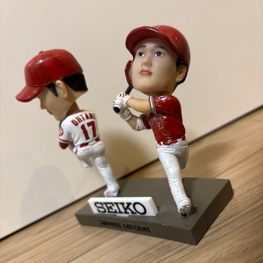 y*様 【非売品】SEIKOアストロン大谷翔平フィギュア2体セット