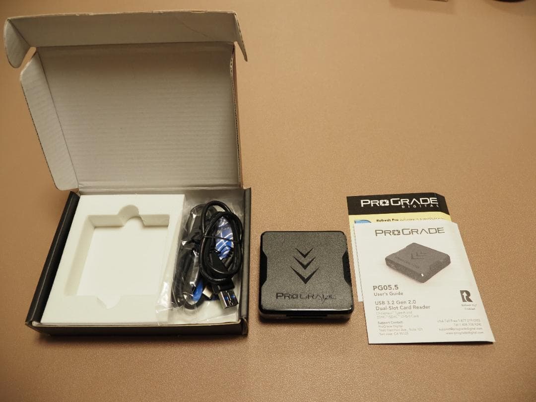 ProGrade CFexpress B & SD UHS-IIカードリーダー