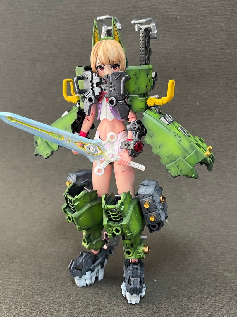 ト*ム様 メガミデバイス バスタードールナイトとタンク武装、ガレージキット胴体塗