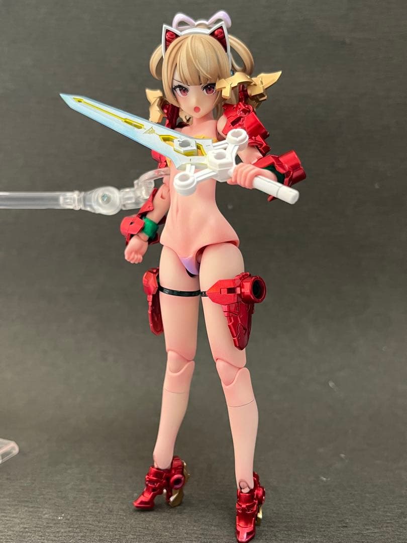 ト*ム様 メガミデバイス バスタードールナイトとタンク武装、ガレージキット胴体塗