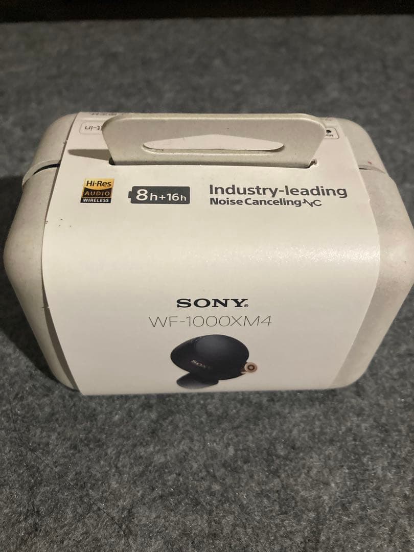 【美品】SONY WF-1000XM4 ノイズキャンセリングイヤホン 付属品あり
