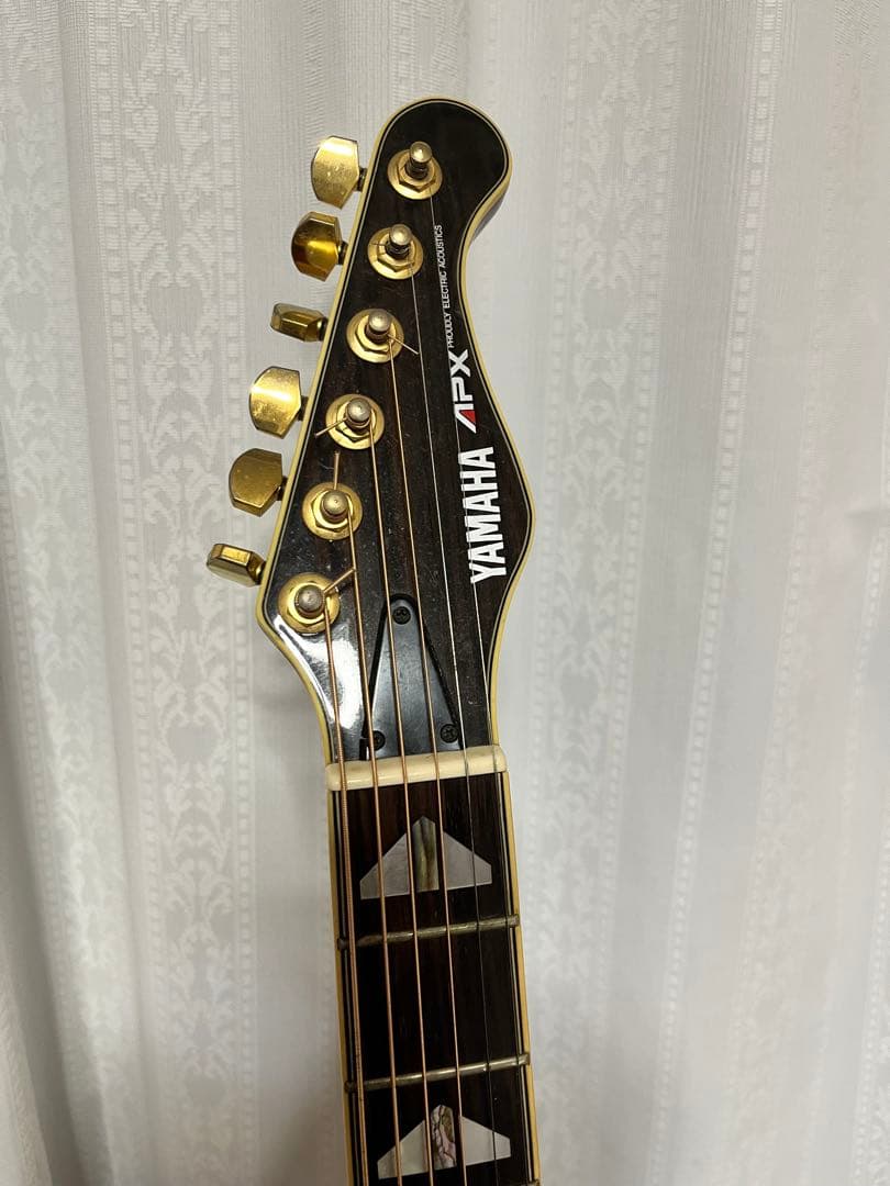 Yamaha APX 20Sエレクトリックアコースティックギター