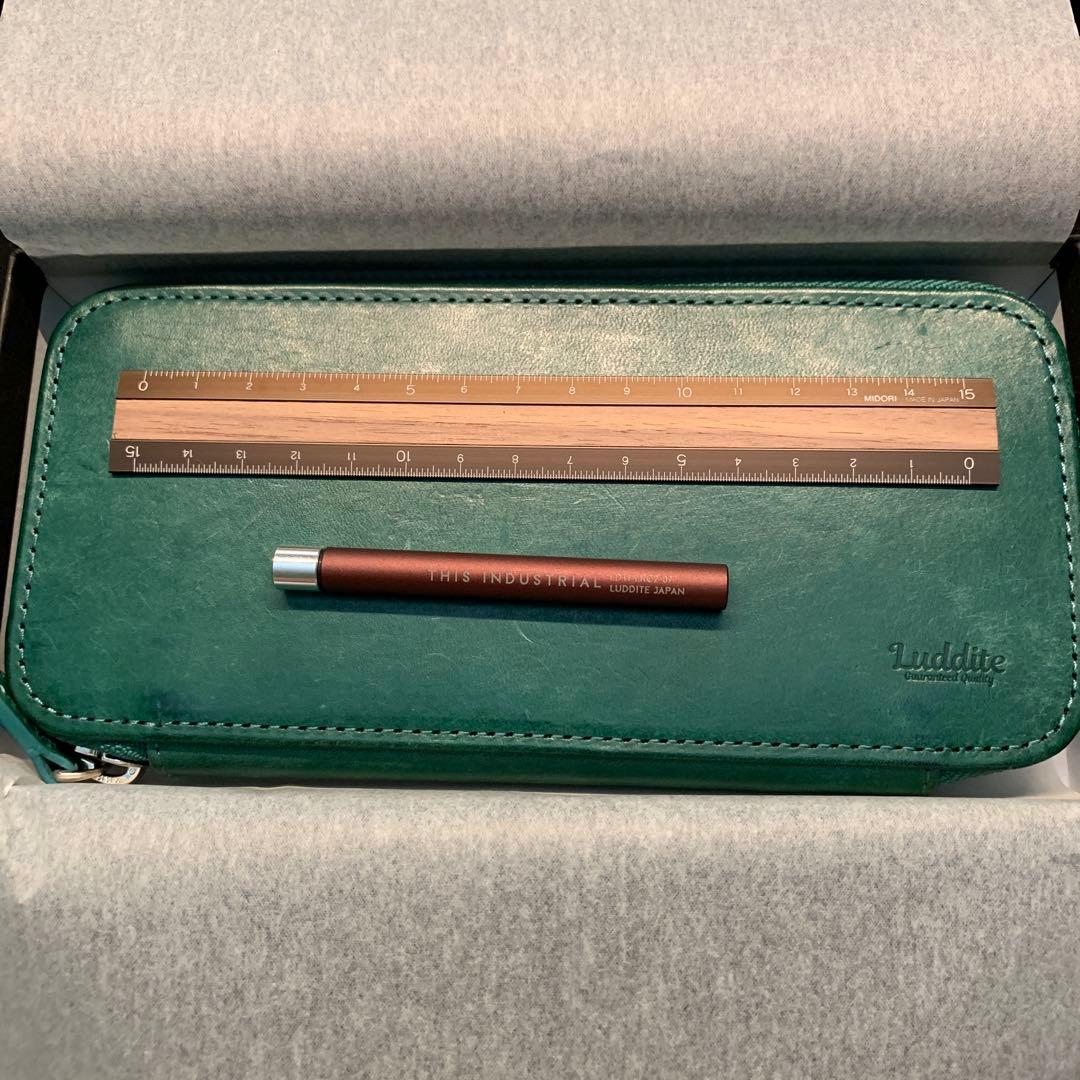Luddite ラウンドジップ エッセンシャルMAYA ティール&定規と芯ケース
