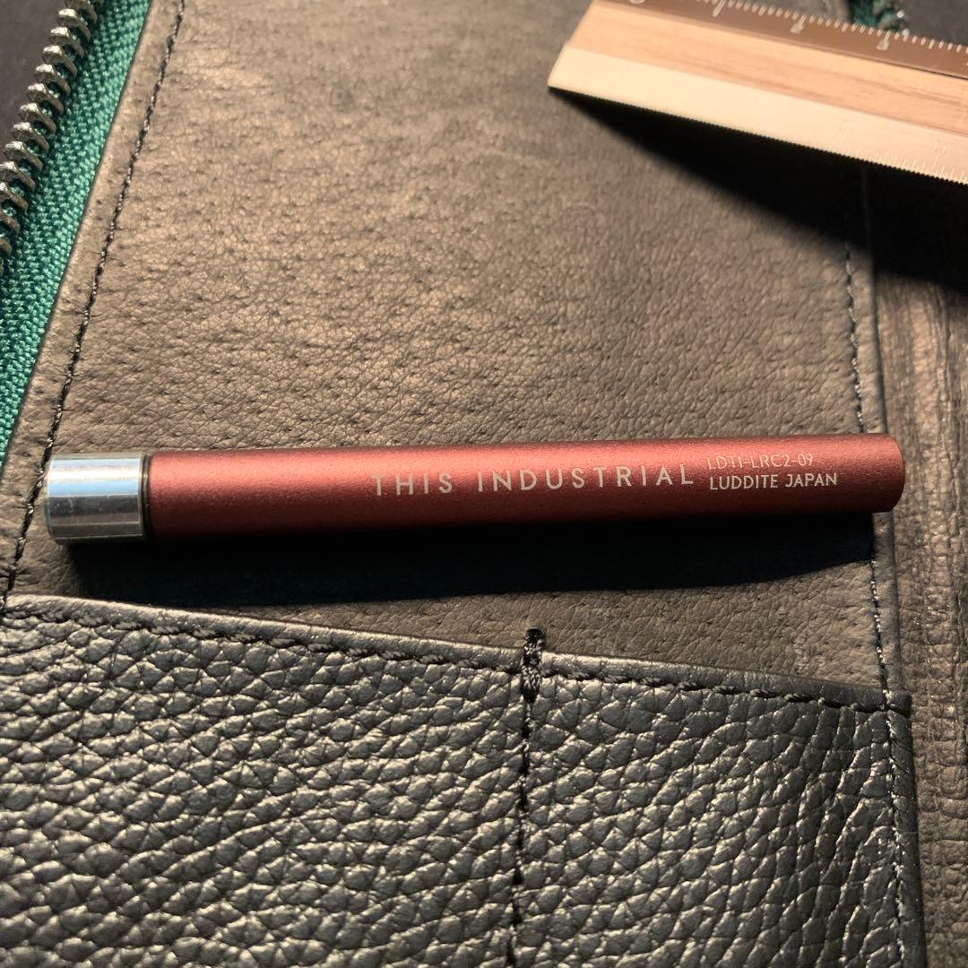 Luddite ラウンドジップ エッセンシャルMAYA ティール&定規と芯ケース