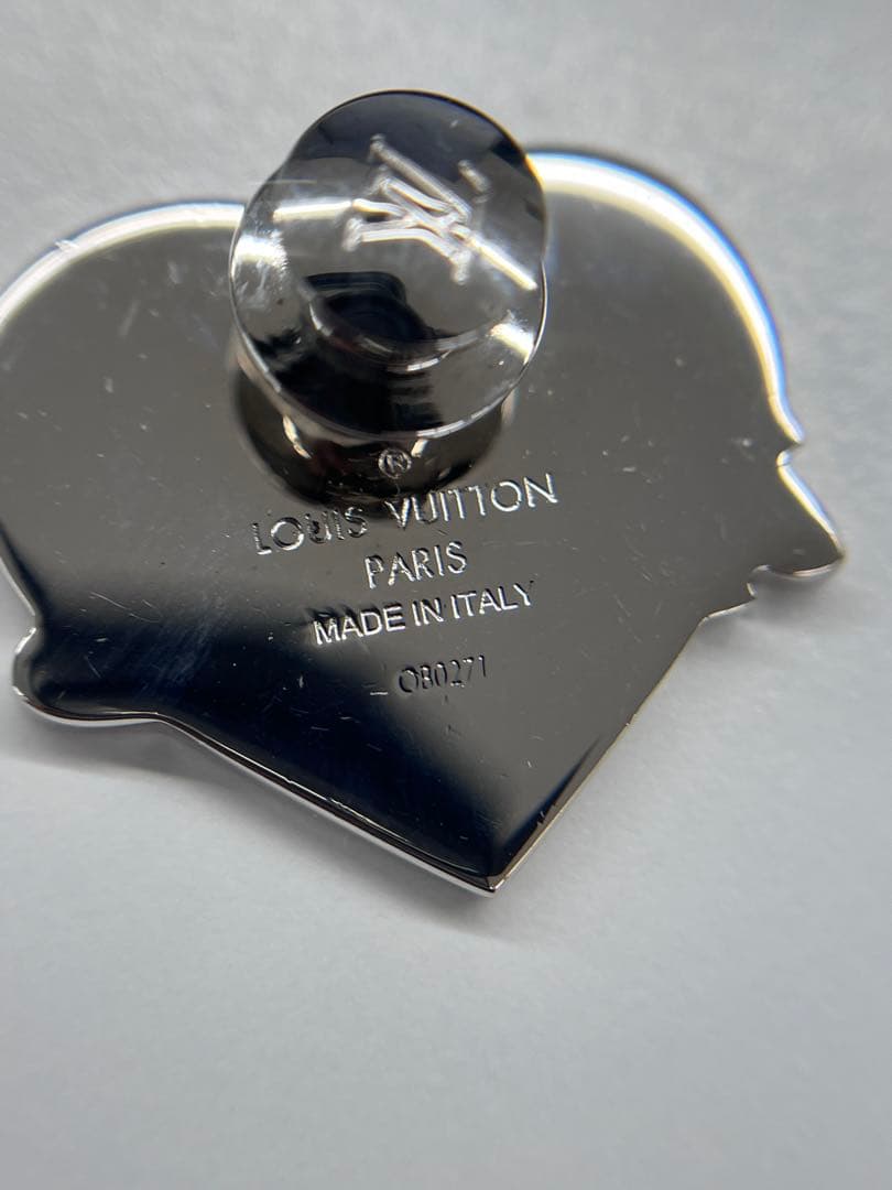 LOUIS VUITTON NIGOコラボハートブローチ
