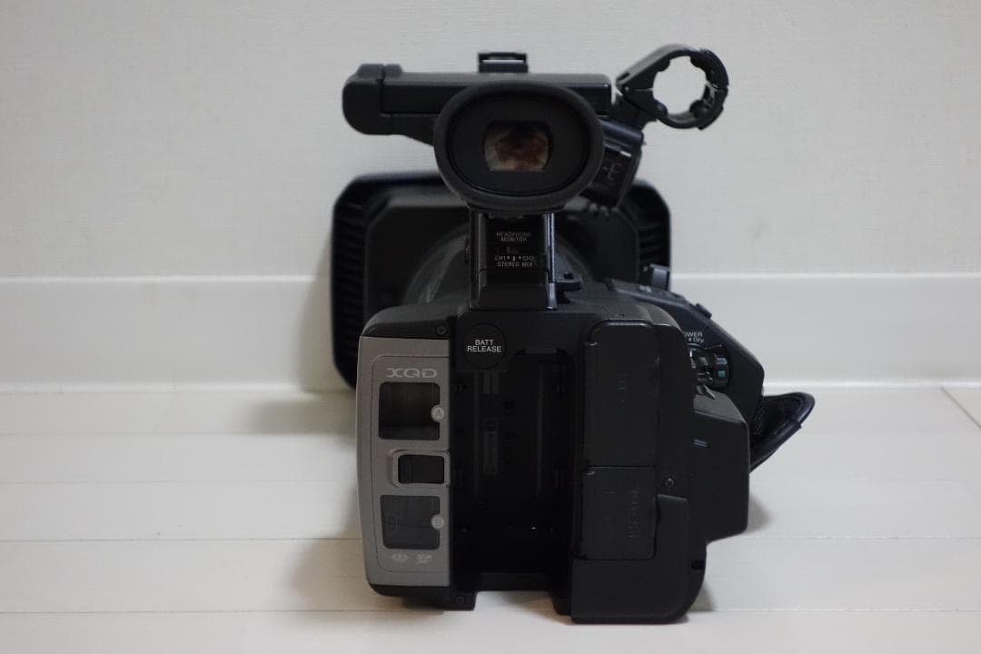 最終価格 4K 業務用 デジタルビデオカメラ FDR-AX1 112H SONY