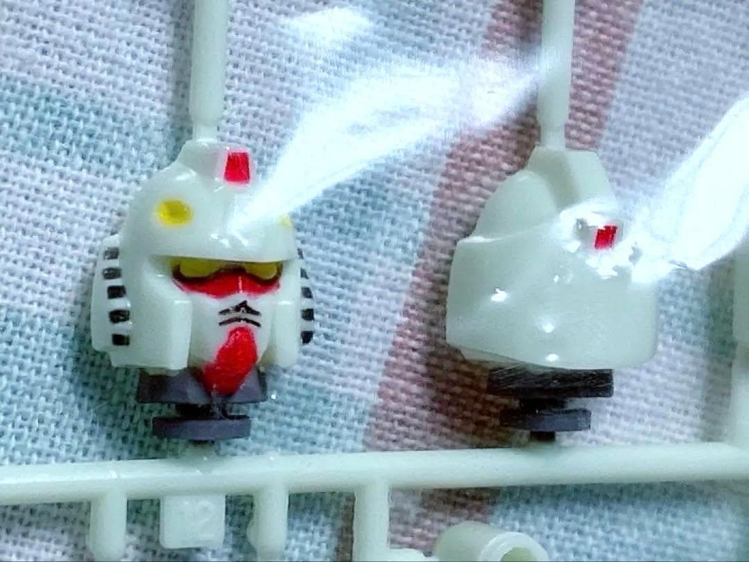 絶版 バンダイ フルカラーモデル 1/144 RX-78 ガンダム シリアル入り