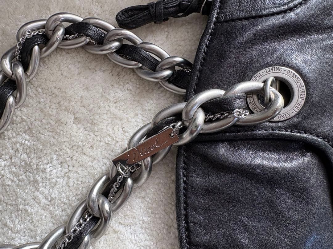 【お値下げ中】【美品】DIESEL レザーチェーンバッグ