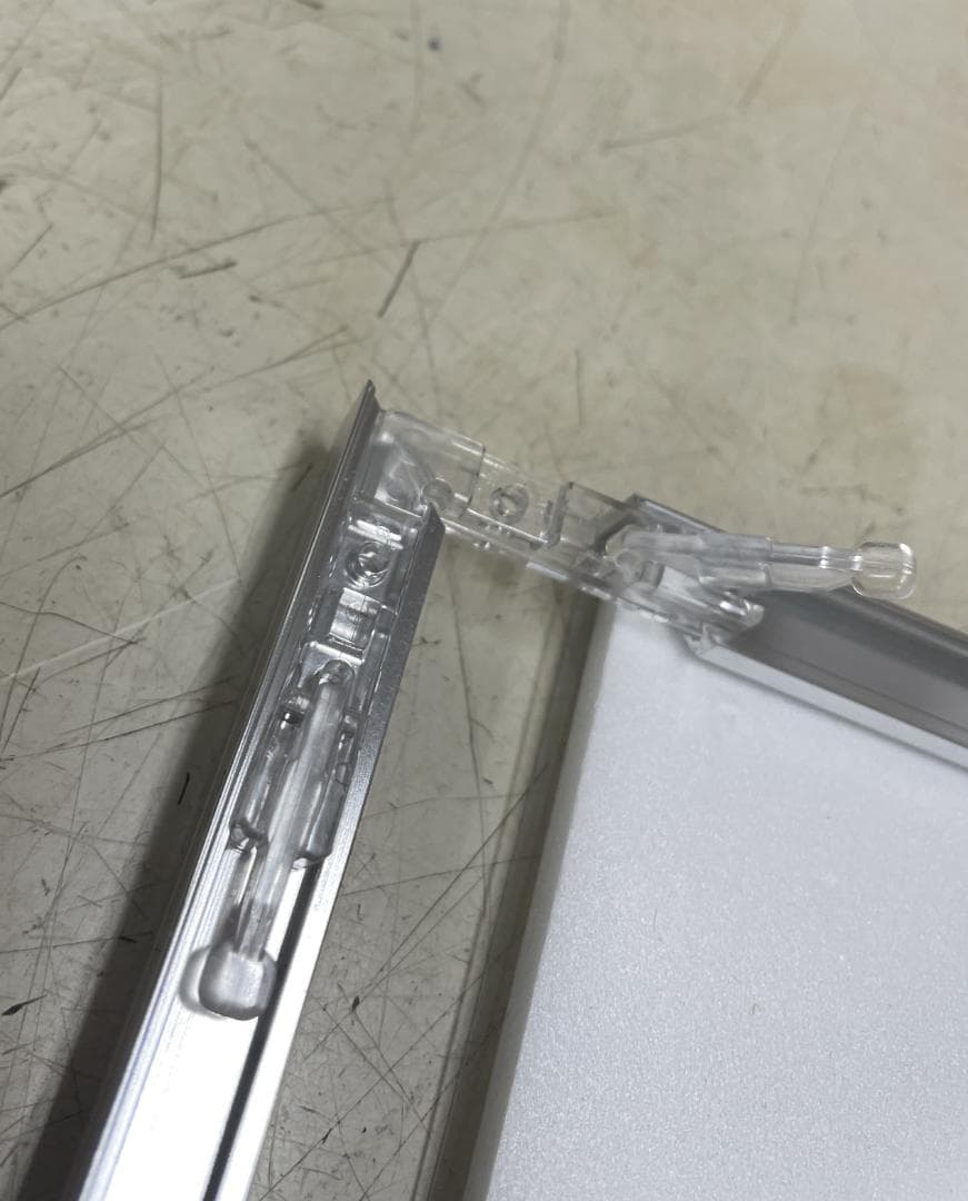 アルミ製　軽量　ポスターフレーム　B2サイズ　12枚セット　中古