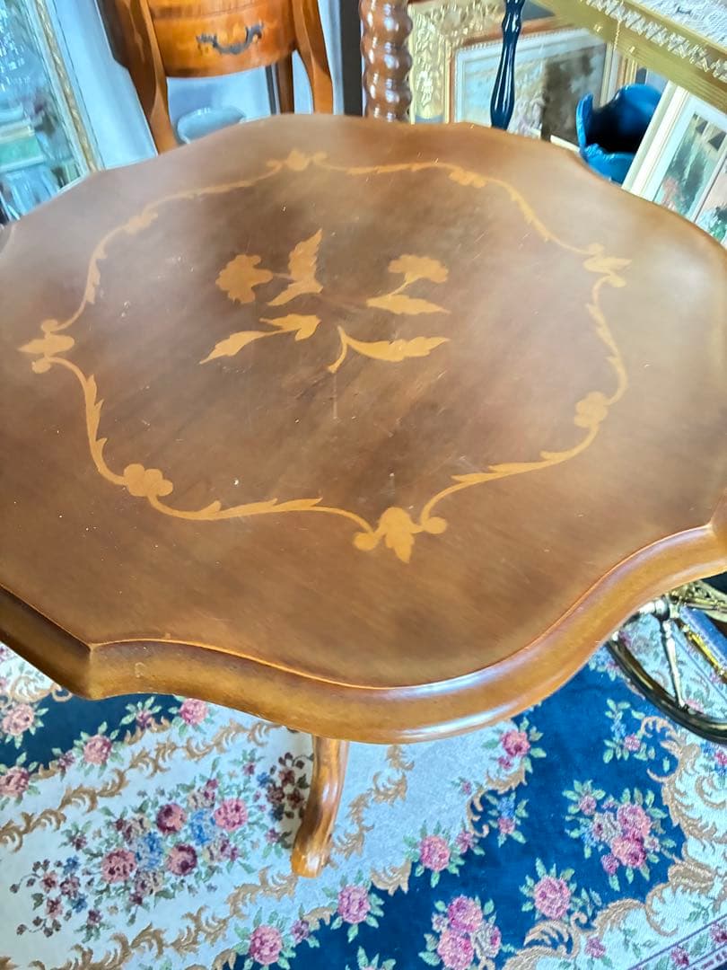 イタリア　象嵌　アンティーク木製八角形テーブル 花柄