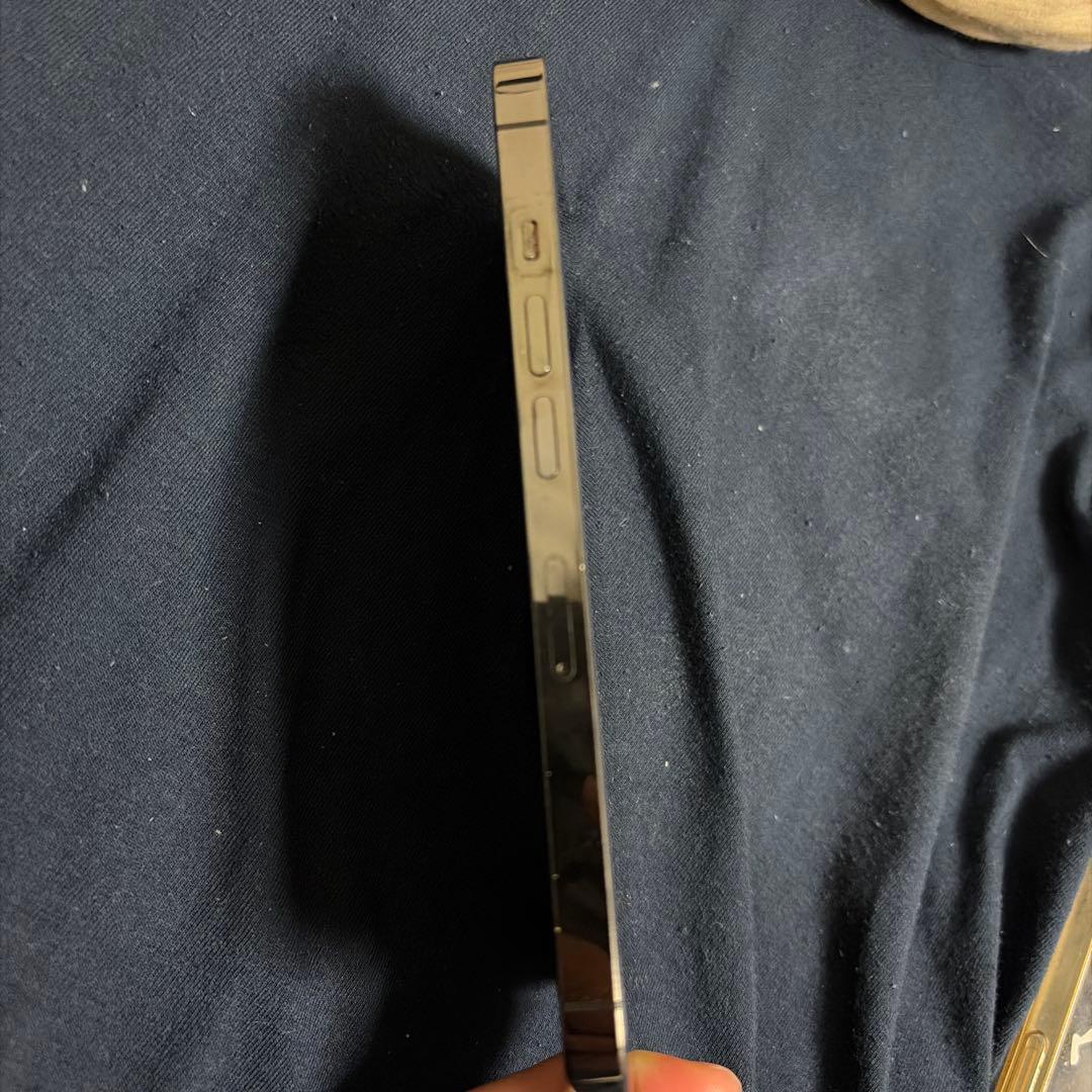 Apple iPhone 13 Pro 256GB バッテリー100%