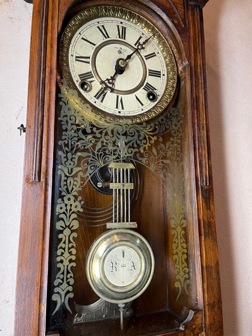 珍品　柱時計　装飾型　古時計　レトロ　ゼンマイ　ボンボン　アンティーク　振り子