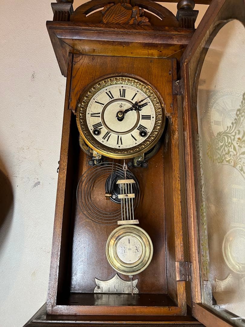 珍品　柱時計　装飾型　古時計　レトロ　ゼンマイ　ボンボン　アンティーク　振り子