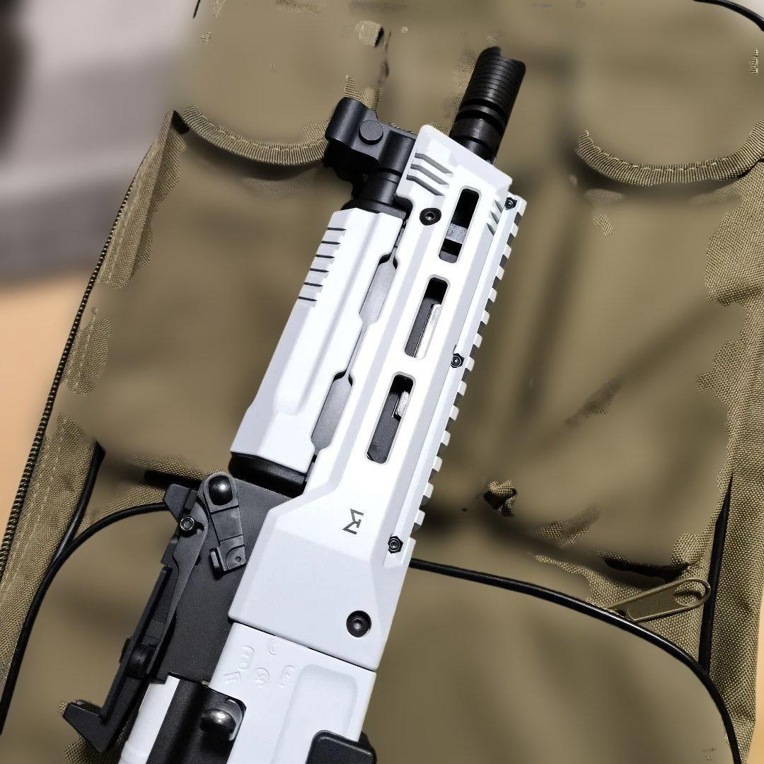 東京マルイ製　AKホワイトストーム　次世代電動ガン　予備マグ　ナイツタイプサプ