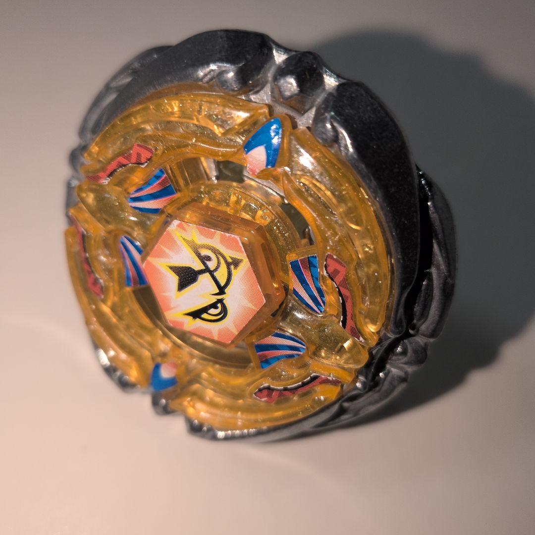 S*)様 メタルファイトベイブレード 10個セット ランチャーはオマケです。