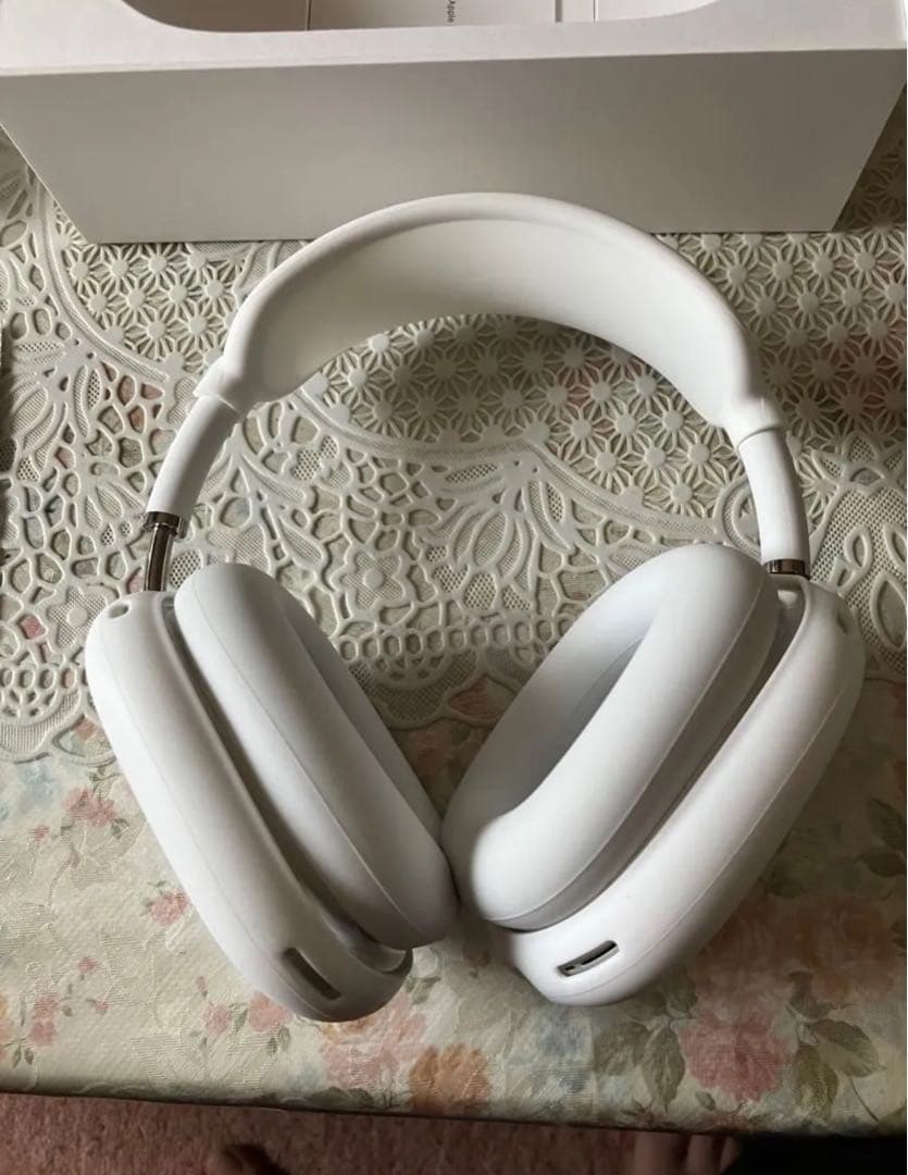 イヤホン AirPods Max with smart case MGYJ3J