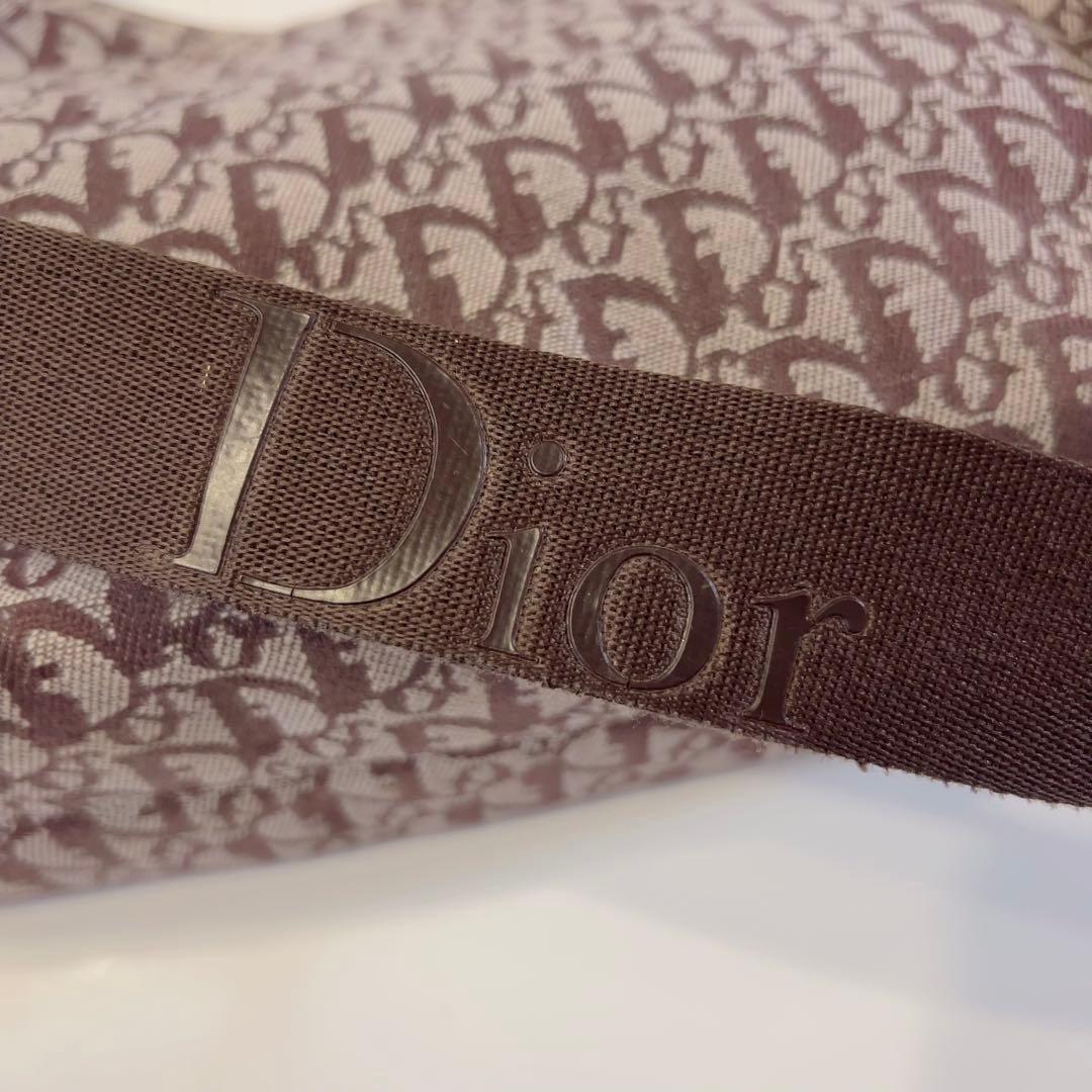 Dior ブラウンロゴショルダーバッグ