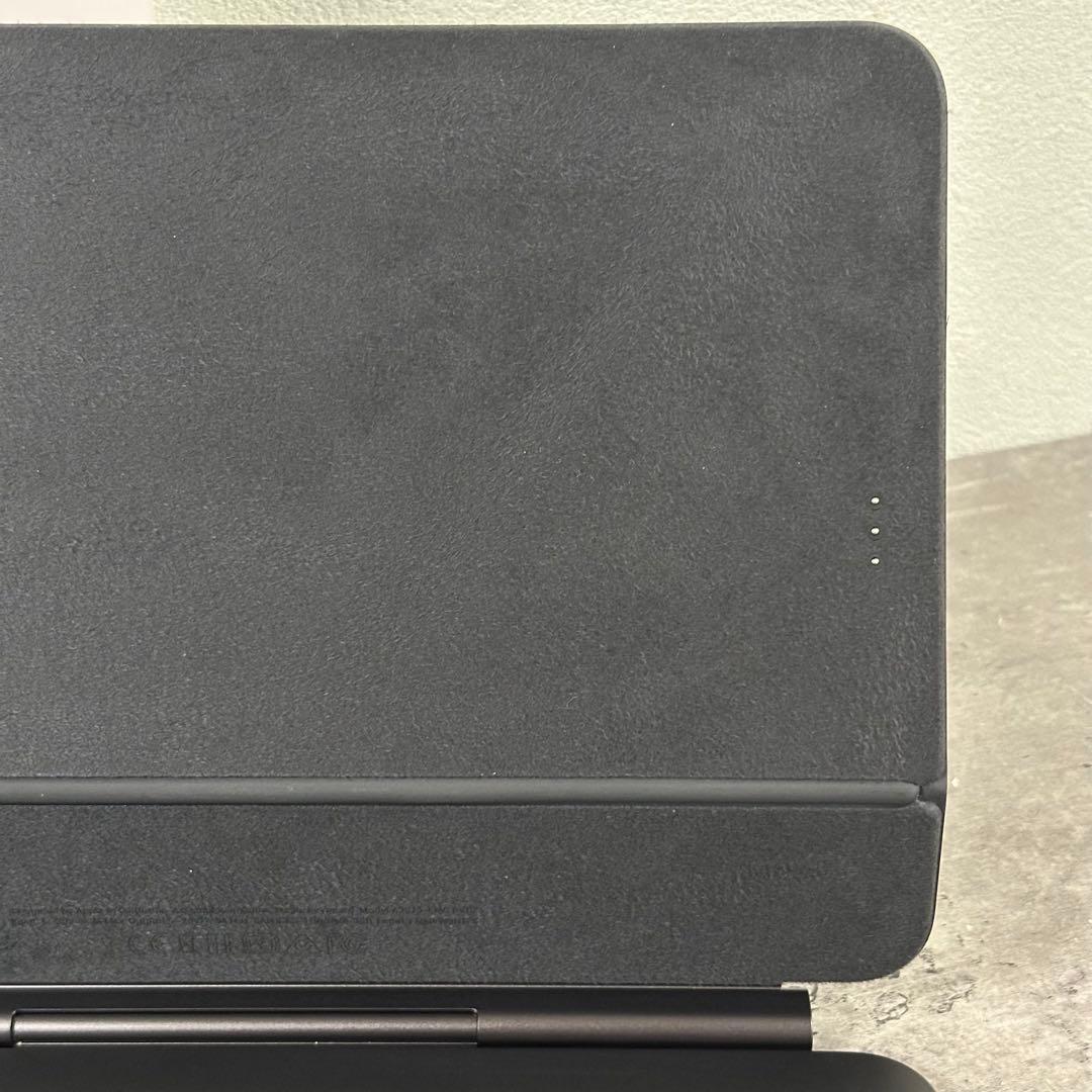 キーボード Magic Keyboard MWR23J/A iPadPro11 M4