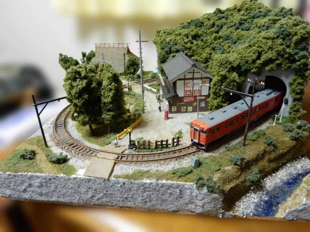 Nゲージミニジオラマ　田舎の駅前風景
