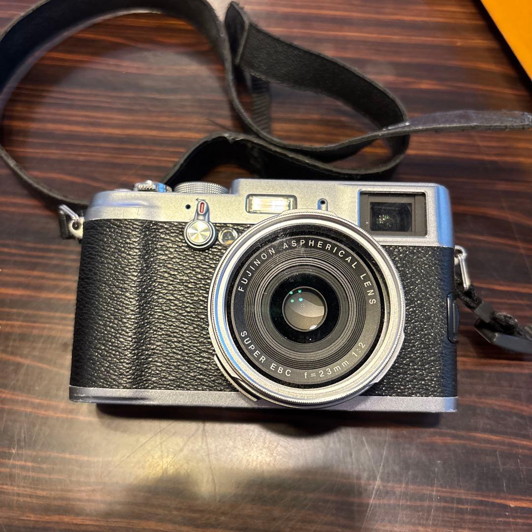 Fujifilm X100 レザーケース付き